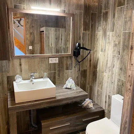 Nature Le Loft فندق بييرُلات